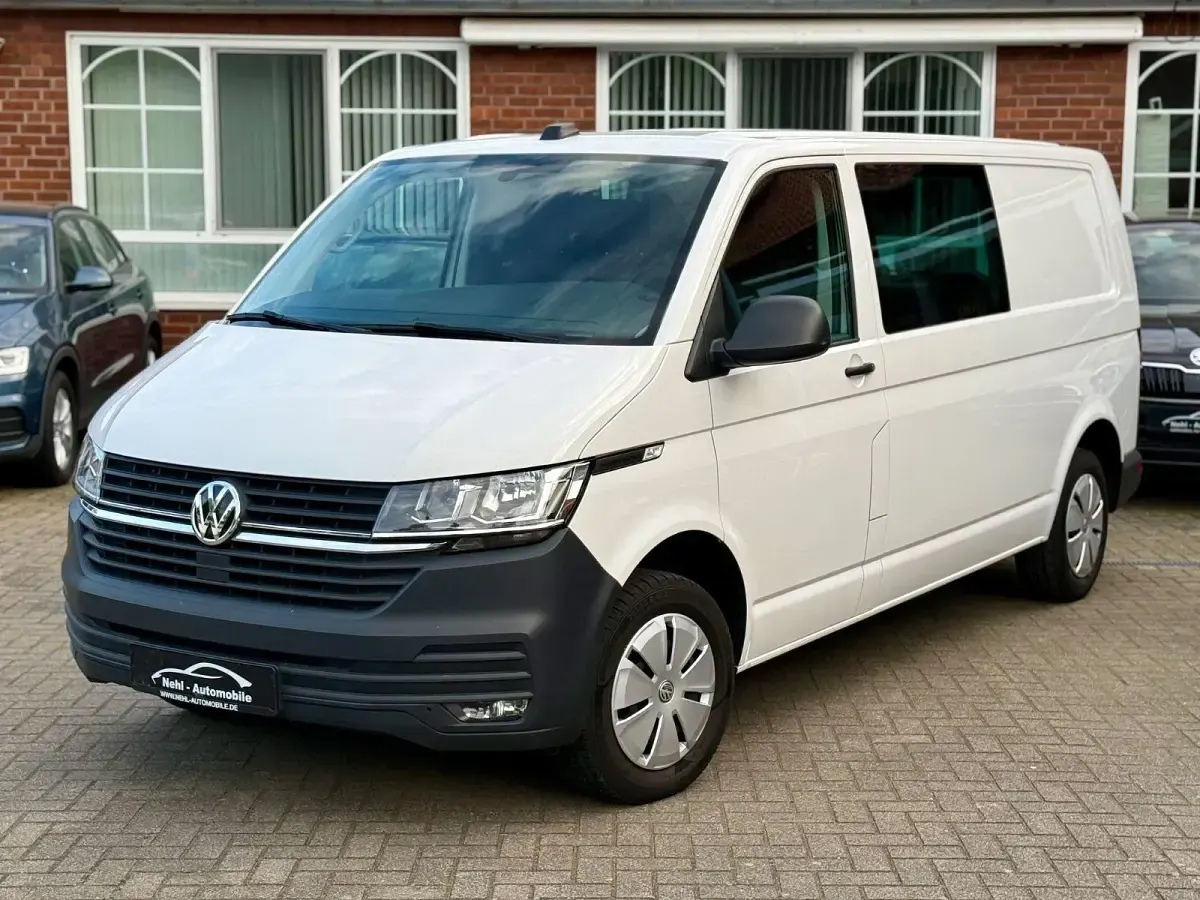 Gebraucht VW Transporter 150 PS (110 kW) 2022 Weiß Van