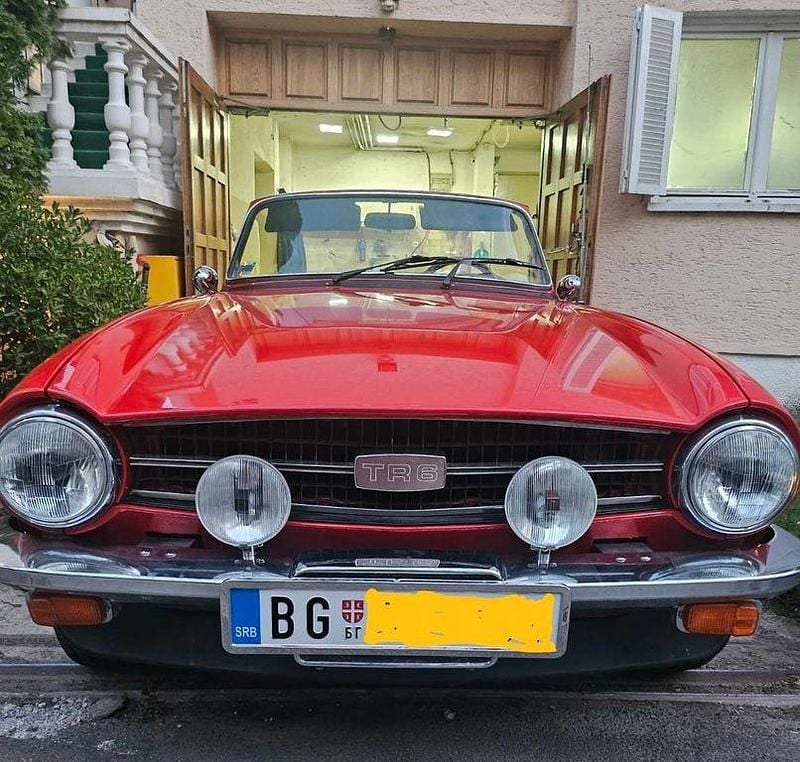 Rot Gebraucht 1975 Triumph TR6 Cabrio | 22.000 € - Bild 1/4