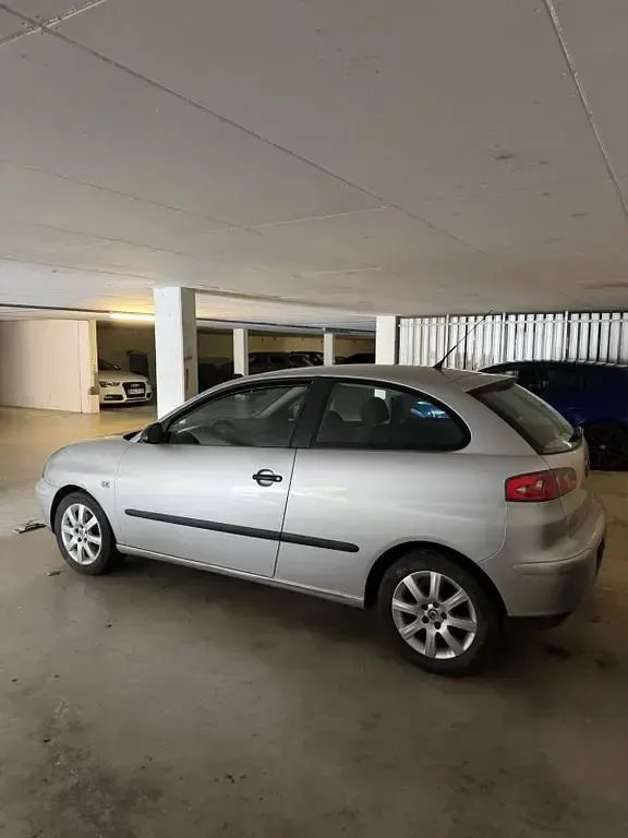 Gebraucht Seat Ibiza Reference 64 PS (47 kW) 2004 Silber Kleinwagen