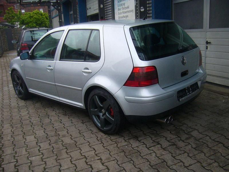 Gebraucht VW Golf 105 PS (77 kW) 2001 Silber Limousine