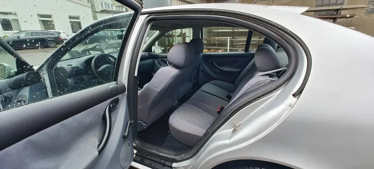 Gebraucht Seat Leon 75 PS (55 kW) 2000 Grau Kleinwagen
