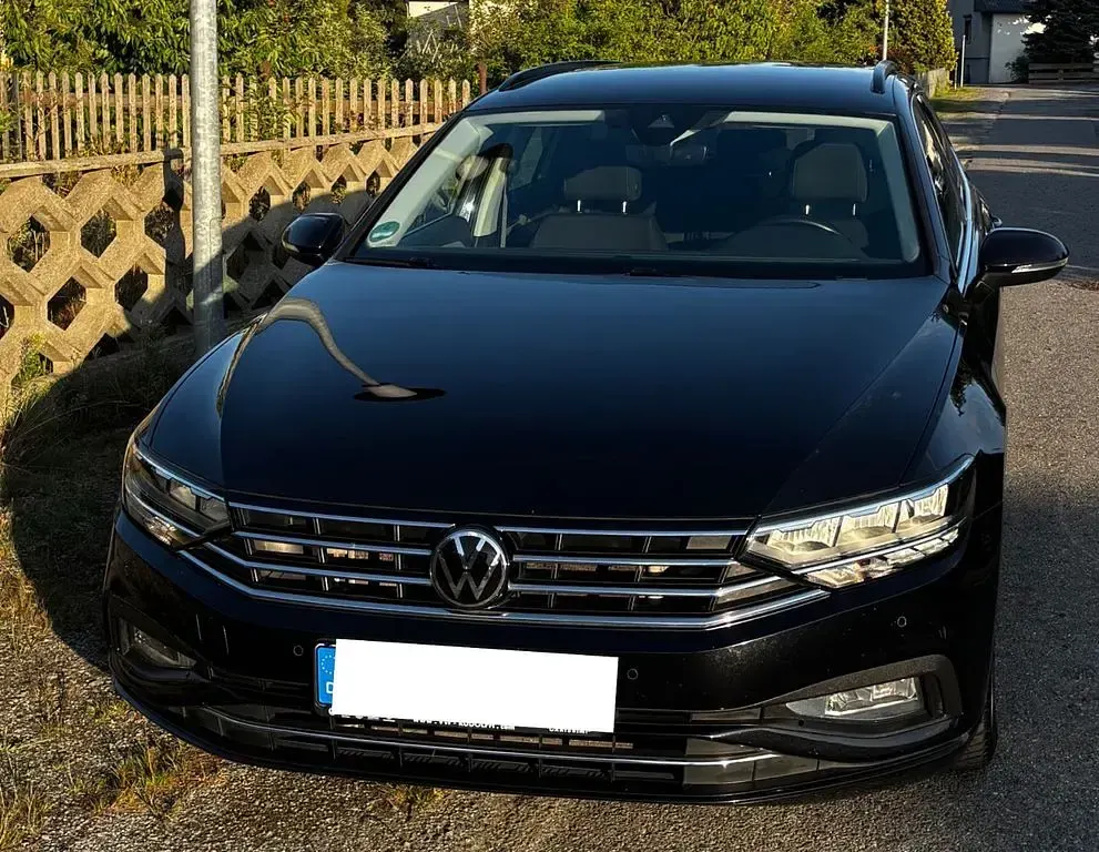 Gebraucht VW Passat Business 150 PS (110 kW) 2021 Schwarz Limousine