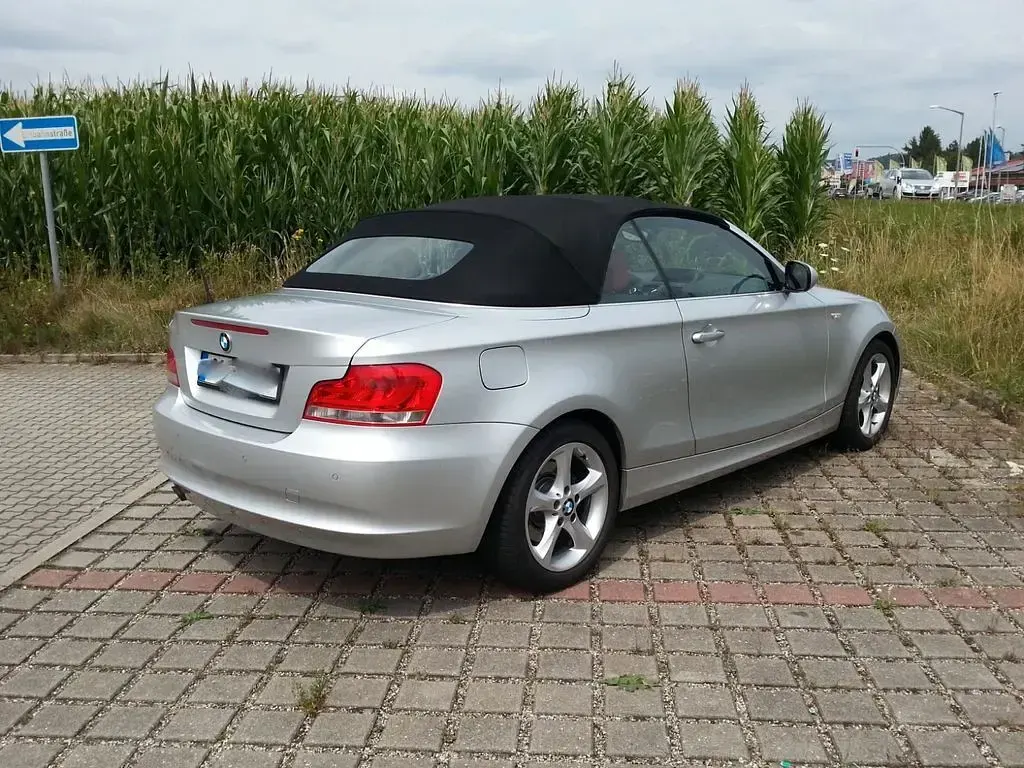 Occasion BMW 118 Cabriolet 143 ch (105 kW) 2012 Argent Cabriolet