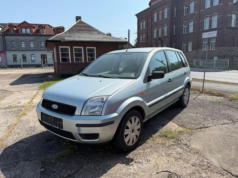 Grün Gebraucht 2004 Ford Fusion Viva Limousine | 590 € (Superpreis) - Bild 1/4