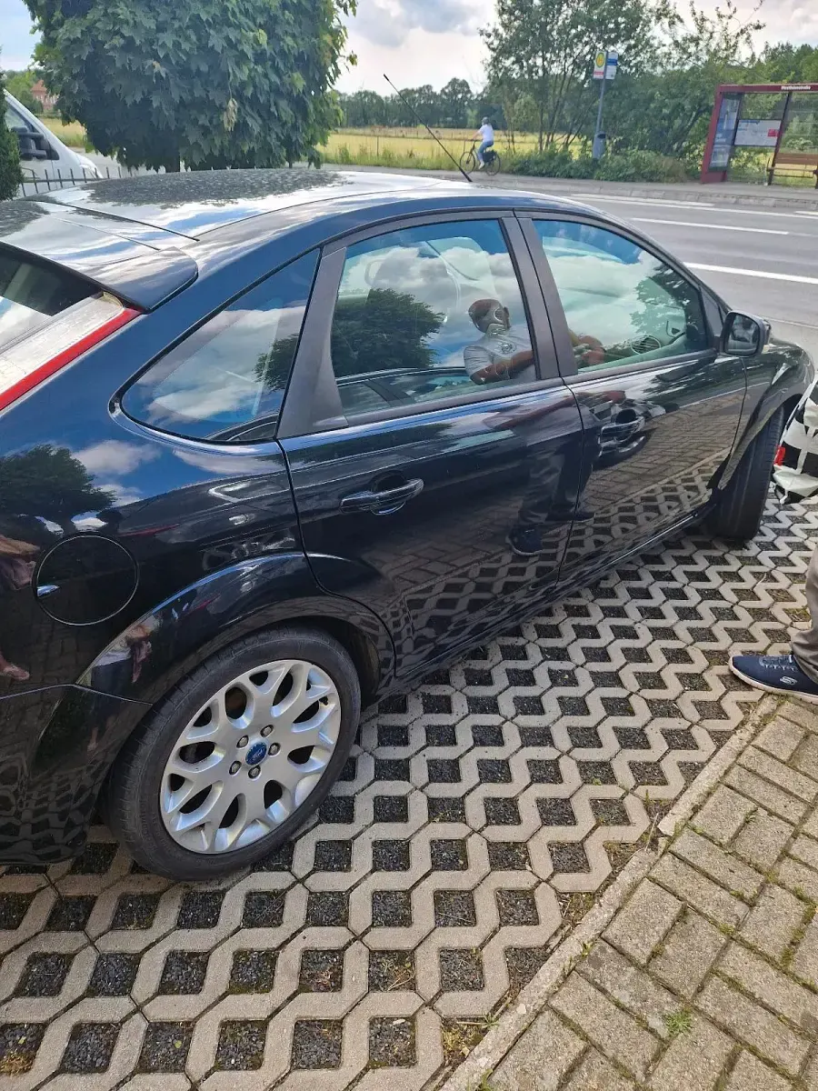 Gebraucht Ford Focus Sport 116 PS (85 kW) 2009 Schwarz Limousine