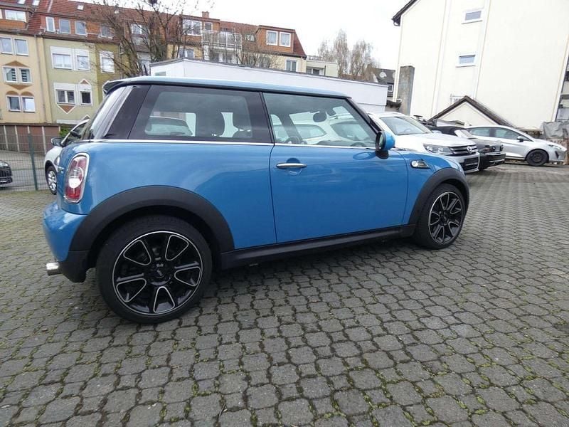 Gebraucht Mini Cooper 122 PS (89 kW) 2013 Kite blue metallic Kleinwagen