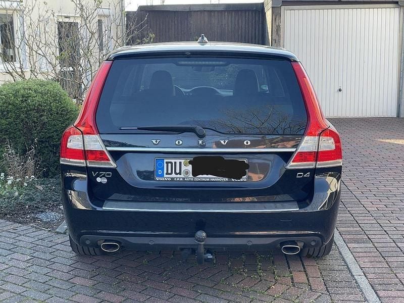 Gebraucht Volvo V70 Summum 181 PS (133 kW) 2014 Schwarz Kombi