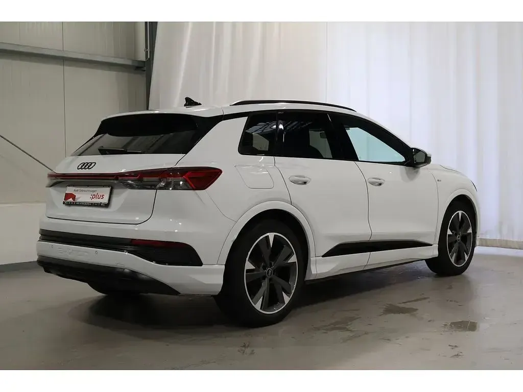 Gebraucht Audi Q4 e-tron Comfort 125 kW (170 PS) 2023 Weiß SUV