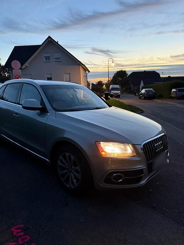 Gebraucht Audi Q5 211 PS (155 kW) 2012 Gold SUV