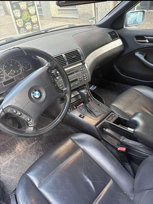 Gebraucht BMW 318 143 PS (105 kW) 2004 Grau Limousine