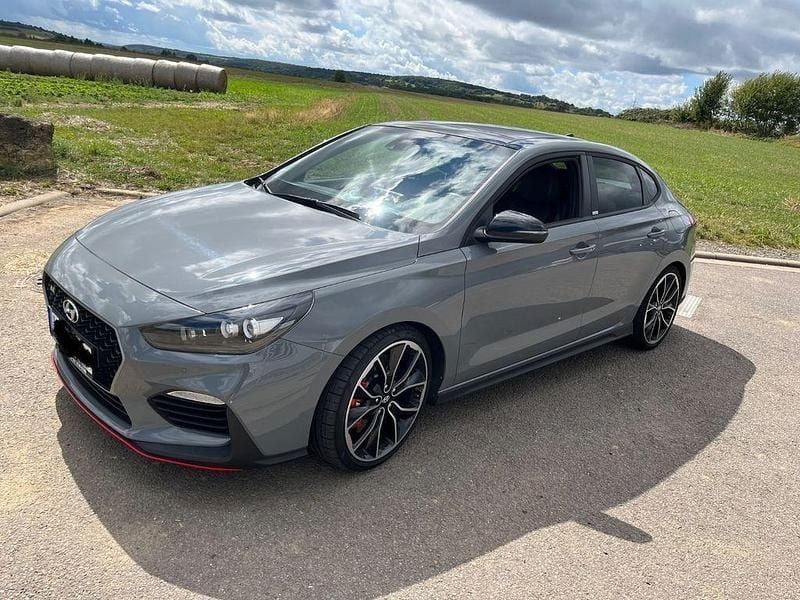 Grau Gebraucht 2020 Hyundai i30 N Performance Limousine | 23.599 € (Guter Preis) - Bild 1/4