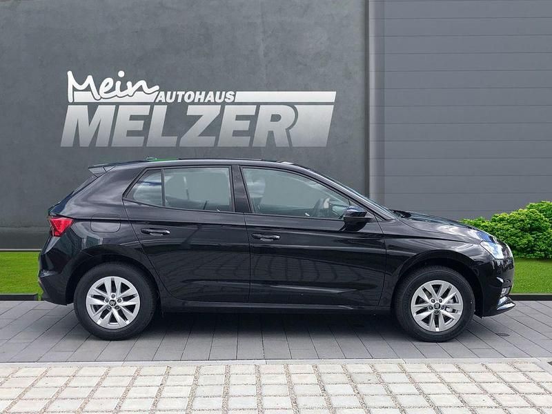 Neu Skoda Fabia Essence 95 PS (69 kW) 2025 Schwarz Kleinwagen
