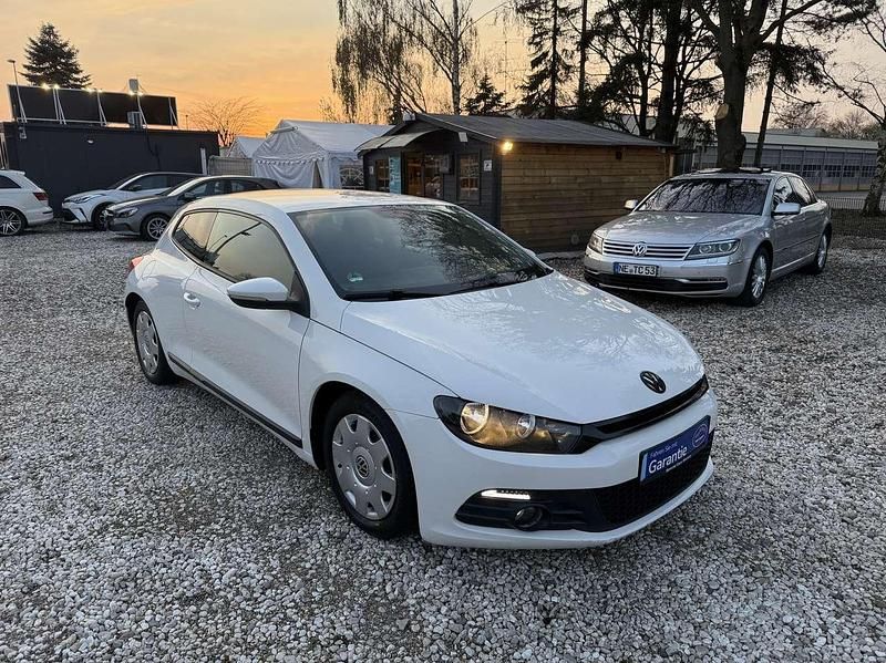 Gebraucht VW Scirocco 160 PS (117 kW) 2009 Candyweiß Coupé