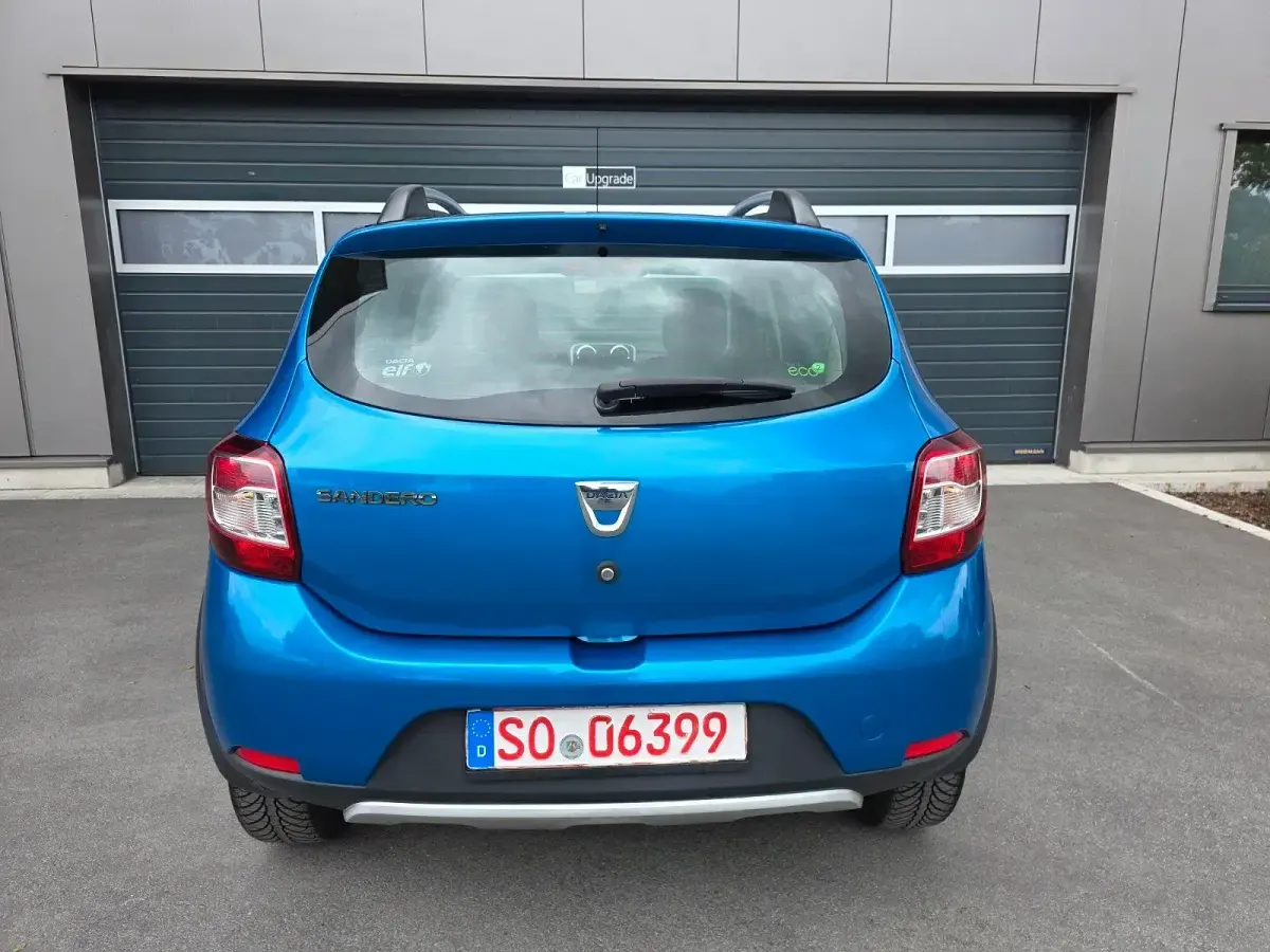 Gebraucht Dacia Sandero Prestige 90 PS (66 kW) 2014 Blau Kleinwagen