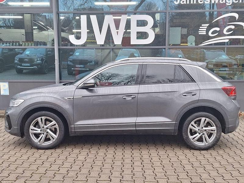 Grau Gebraucht 2022 VW T-Roc R-line SUV | 26.980 € (Teuer) - Bild 1/4