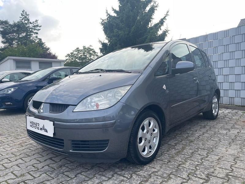 Grau Gebraucht 2006 Mitsubishi Colt Invite Limousine | 6.790 € - Bild 1/4