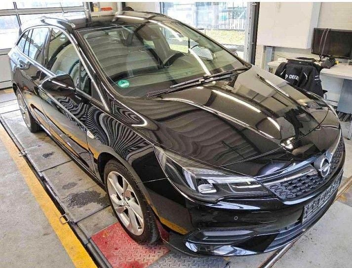 Gebraucht Opel Astra Elegance 131 PS (96 kW) 2022 Schwarz Kombi