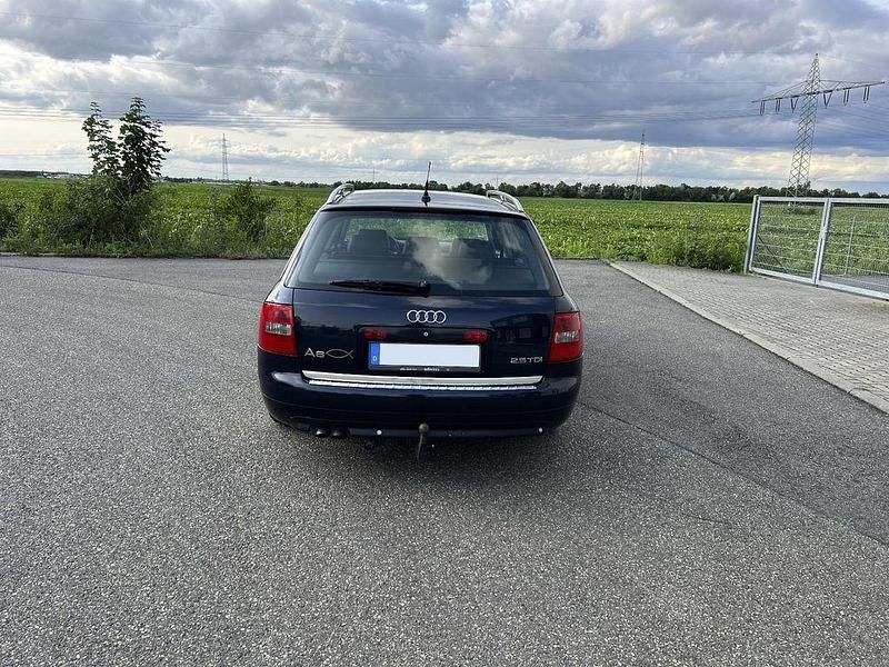 Gebraucht Audi A6 Performance 163 PS (119 kW) 2004 Blau Kombi