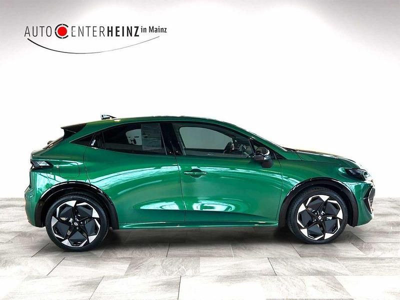 Neu Renault Clio V Techno 114 PS (83 kW) 2026 Grün Limousine