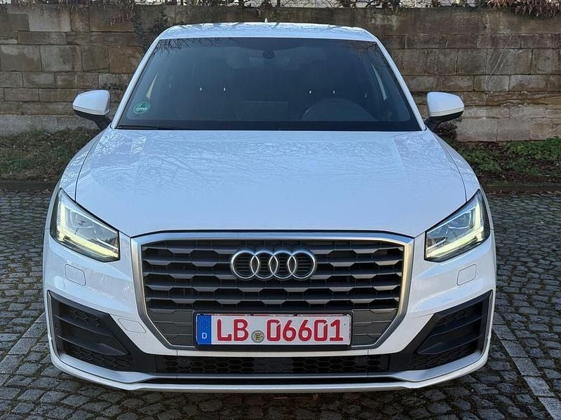 Gebraucht Audi Q2 S-Line 150 PS (110 kW) 2017 Weiß SUV
