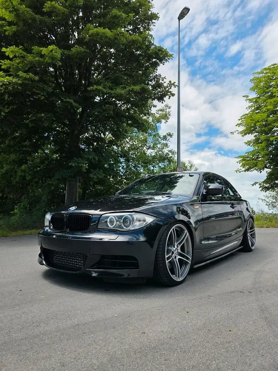 Gebraucht BMW 135 Coupé 306 PS (225 kW) 2010 Schwarz Coupé
