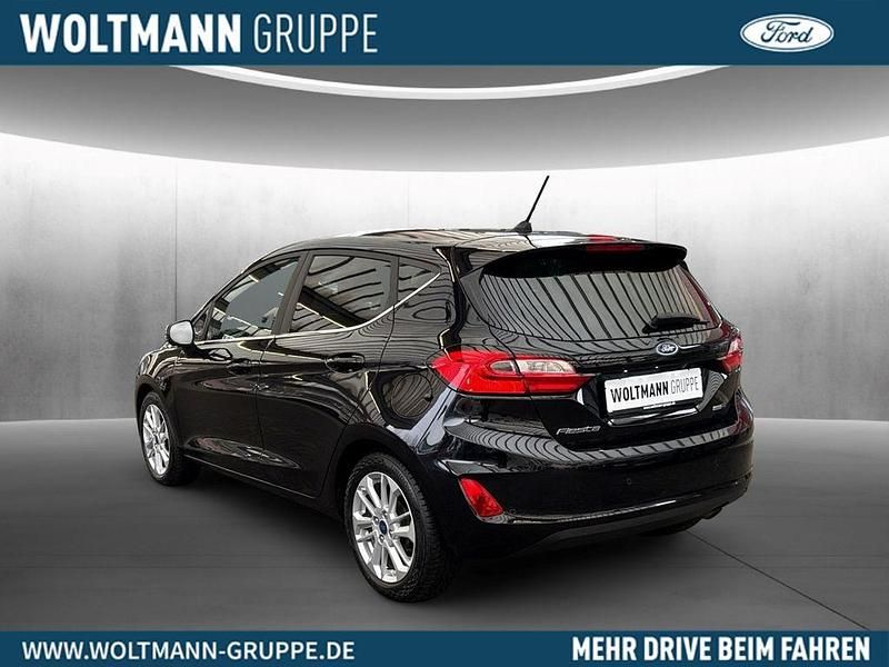 Gebraucht Ford Fiesta Titanium 125 PS (91 kW) 2022 Schwarz Kleinwagen