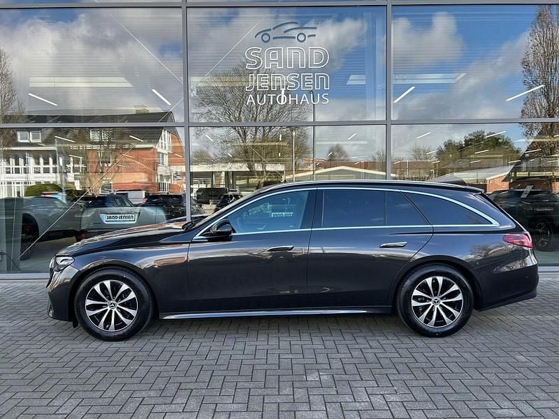 Gebraucht Mercedes E220 Advanced 197 PS (144 kW) 2025 Grafit grau metallic Kombi