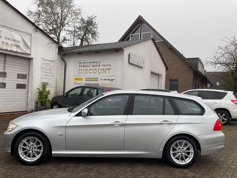 Gebraucht BMW 320 Comfort Edition 184 PS (135 kW) 2012 Silber Kombi
