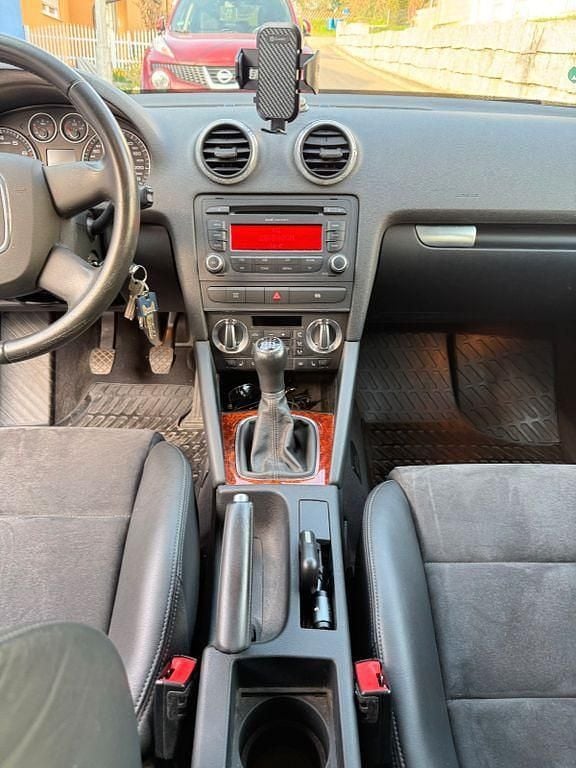 Gebraucht Audi A3 Ambiente 160 PS (117 kW) 2009 Grau Kleinwagen