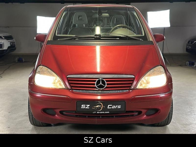 Gebraucht Mercedes A190 Elegance 125 PS (91 kW) 2001 Rot Van / Kleinbus