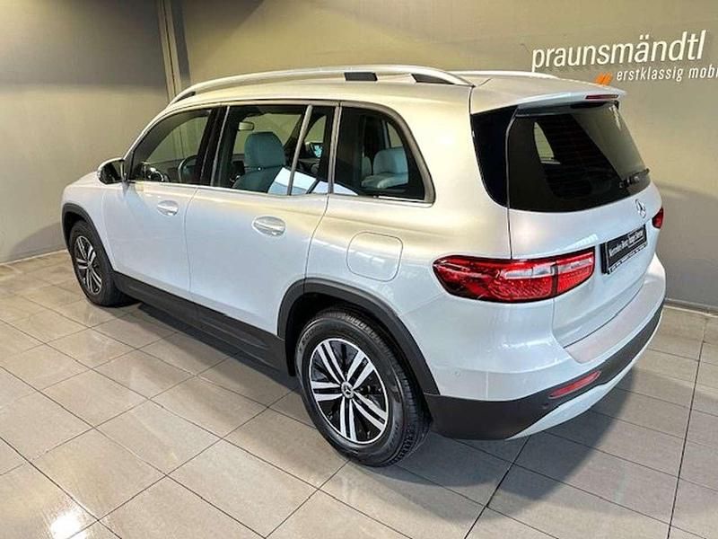 Gebraucht Mercedes GLB200 Style 150 PS (110 kW) 2022 Silber SUV