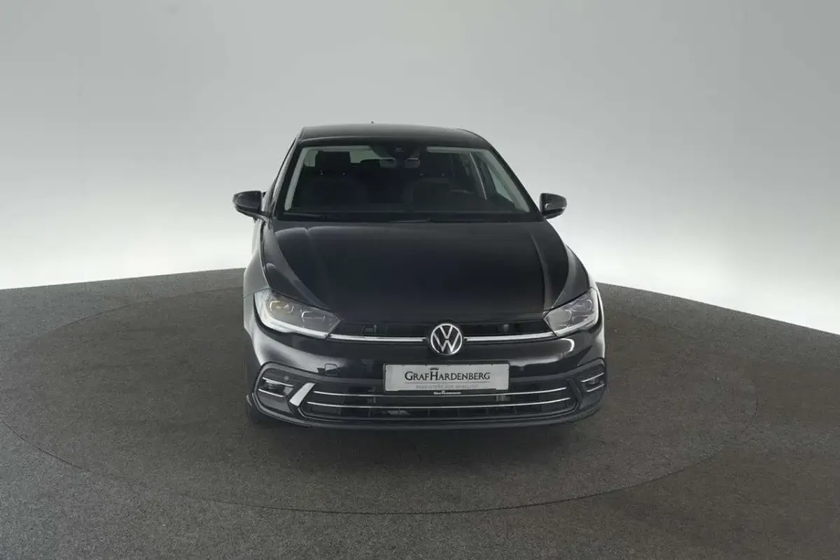 Gebraucht VW Polo Style 95 PS (69 kW) 2025 Schwarz Kleinwagen