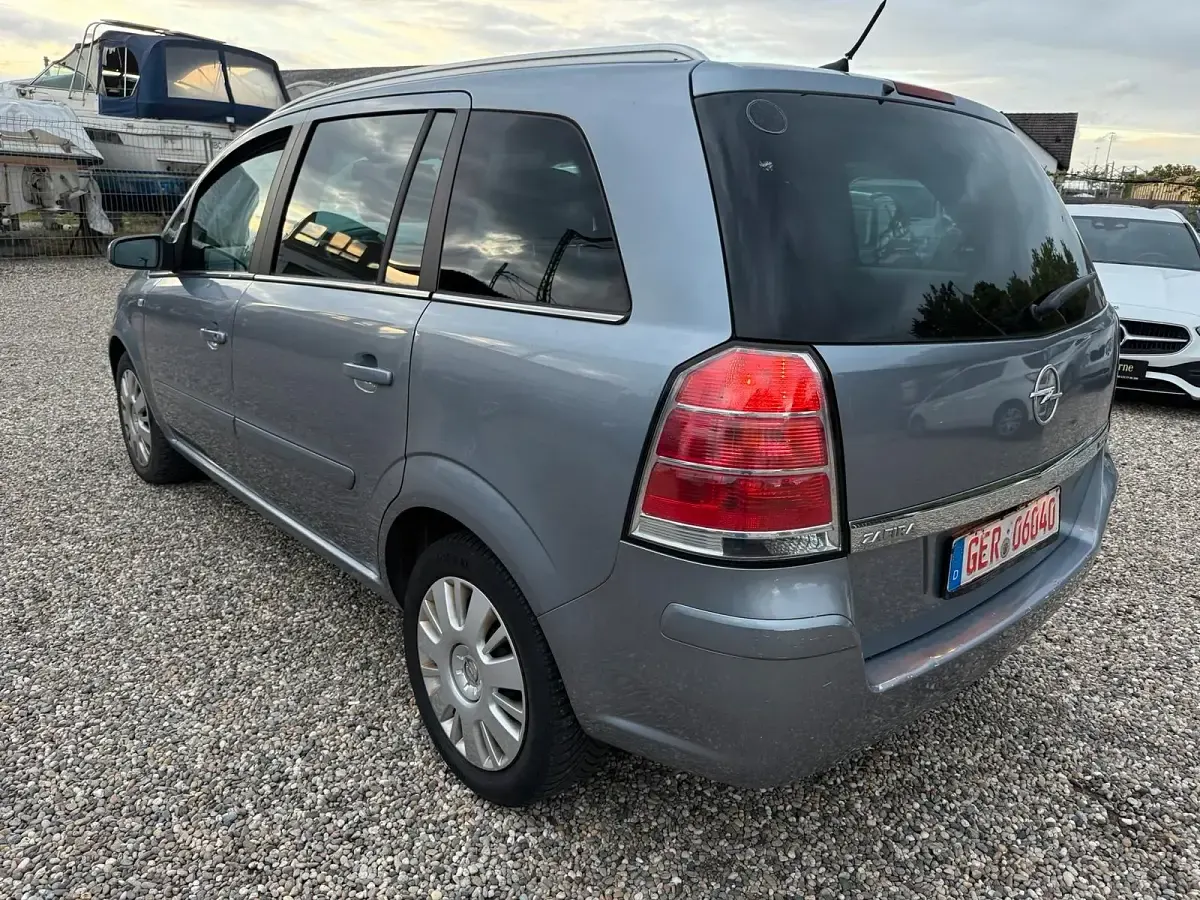 Gebraucht Opel Zafira 94 PS (69 kW) 2007 Grau Van / Kleinbus