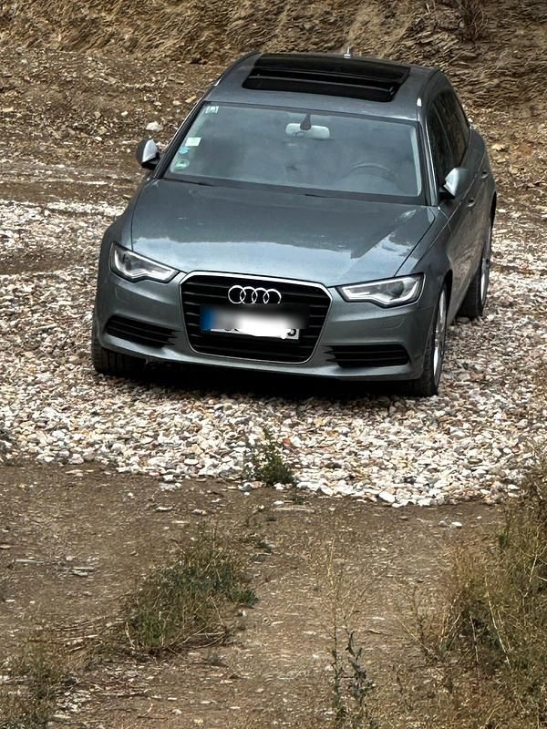 Grau Gebraucht 2013 Audi A6 Kombi | 10.950 € (Fairer Preis) - Bild 1/4