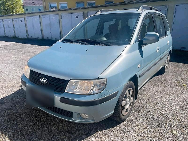 Second-hand Hyundai Matrix 103 CP (75 kW) 2007 Albastru Monovolum