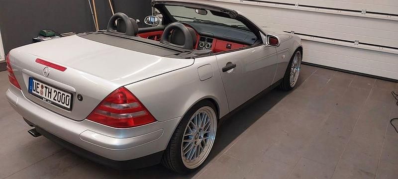 Gebraucht Mercedes SLK200 136 PS (100 kW) 1998 Silber Cabrio