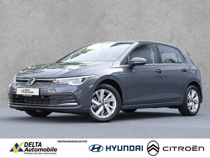 Delfingrau metallic Gebraucht 2022 VW Golf VIII Style Limousine | 20.890 € (Superpreis) - Bild 1/4