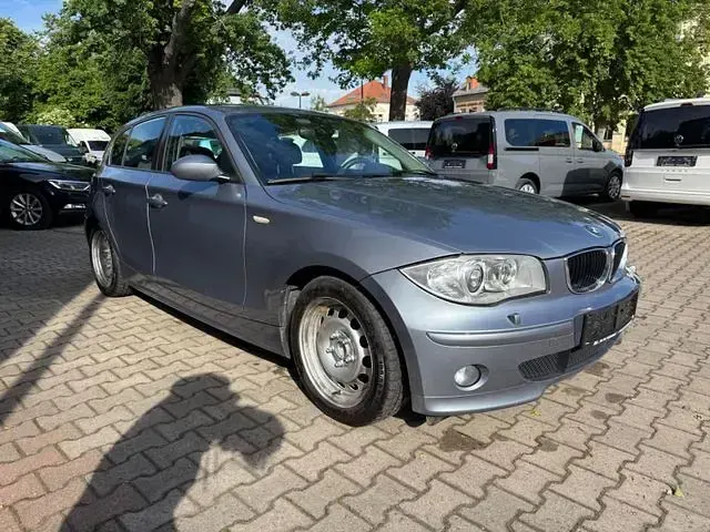 Gebraucht BMW 120 150 PS (110 kW) 2006 Grau Kleinwagen