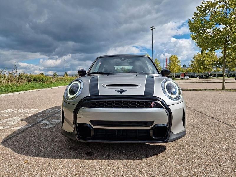 Gebraucht Mini Cooper S Essential 178 PS (130 kW) 2023 Silber Kleinwagen