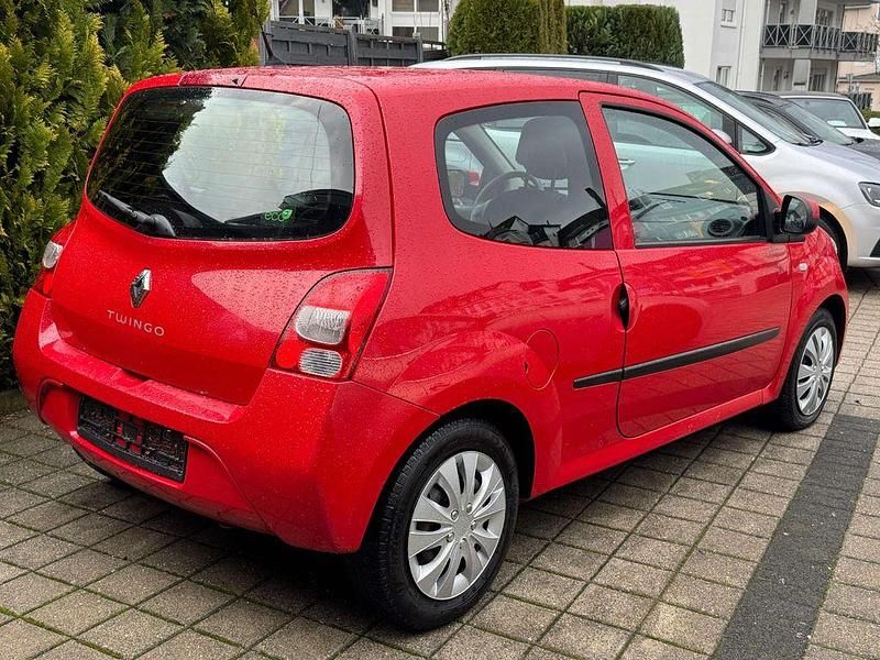 Gebraucht Renault Twingo 75 PS (55 kW) 2010 Hellrot Kleinwagen