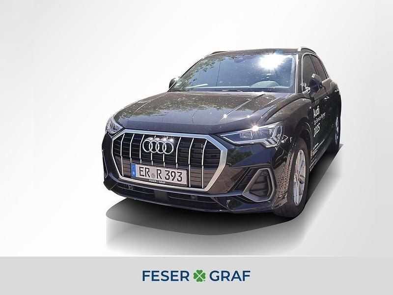 Mythosschwarz metallic Gebraucht 2025 Audi Q3 Ambiente SUV | 45.750 € (Teuer) - Bild 1/4