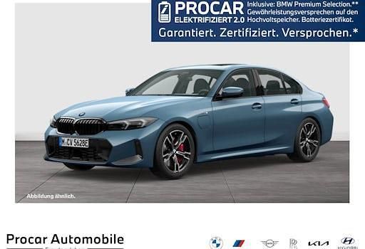 Gebraucht BMW 330e Comfort Edition 292 PS (214 kW) 2025 Blau Limousine