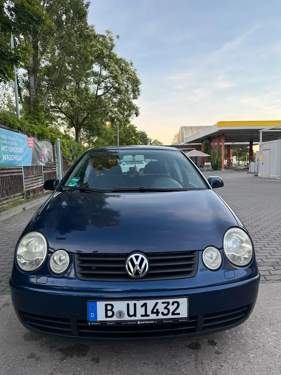 Gebraucht VW Polo 80 PS (58 kW) 2005 Blau Kleinwagen