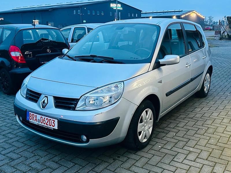 Grau Gebraucht 2005 Renault Scénic II Expression Van / Kleinbus | 3.599 € (Teuer) - Bild 1/4