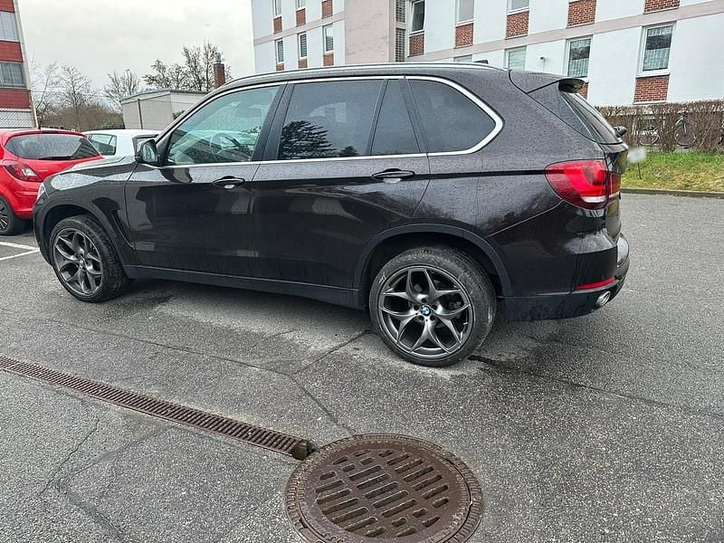 Gebraucht BMW X5 Performance 258 PS (189 kW) 2014 Braun SUV