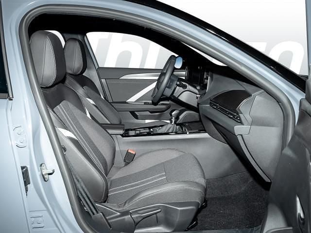 Neu Opel Astra 131 PS (96 kW) 2025 Grau Kombi