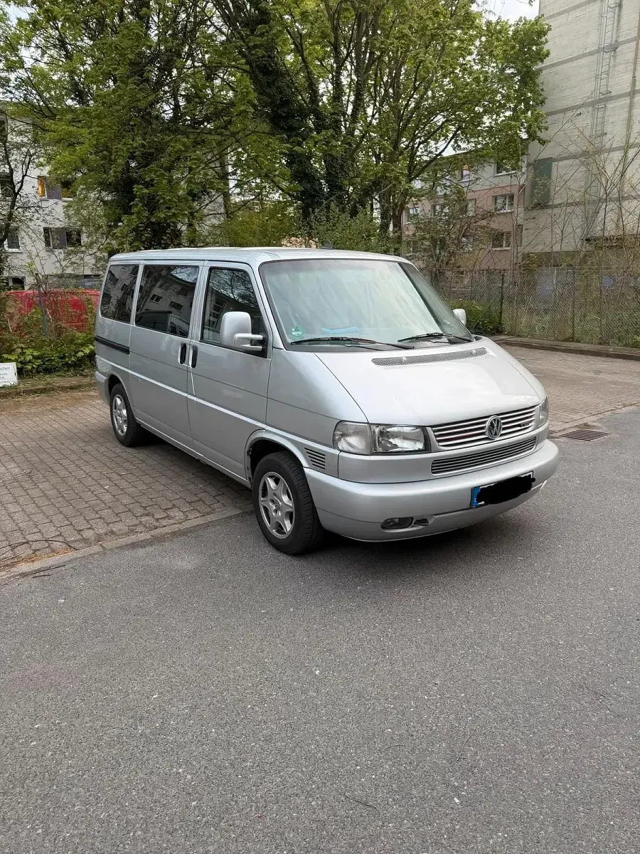Gebraucht VW T4 102 PS (75 kW) 2000 Silber Van