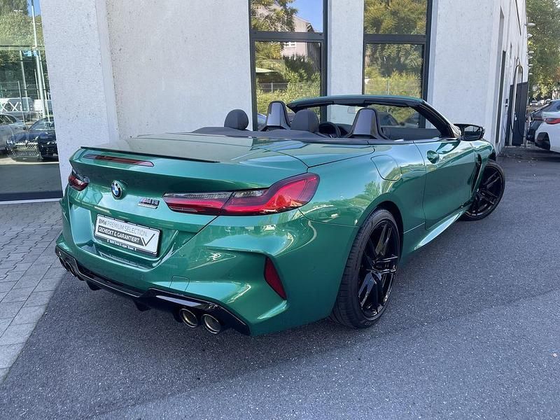 Gebraucht BMW M8 Shadowline 625 PS (459 kW) 2025 M isle of man grün metallic Coupé
