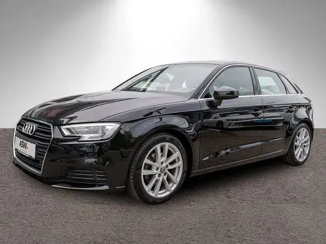 Gebraucht Audi A3 Design 116 PS (85 kW) 2019 Mythosschwarz metallic Limousine