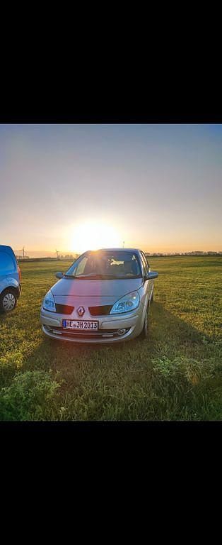 Braun Gebraucht 2007 Renault Scénic II Expression Van / Kleinbus | 1.250 € (Guter Preis) - Bild 1/4